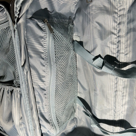 Ricardo Beverly Hills Carry On Expandable Roller - Picture 8 of 11